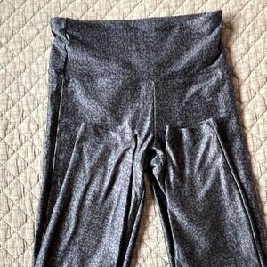 Unbranded Women's Black and Grey Leggings